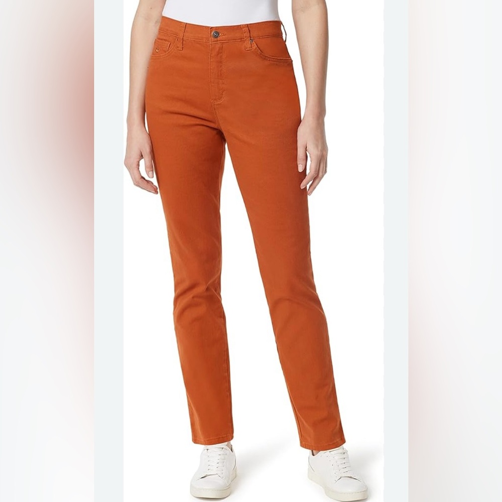 NWT Gloria Vanderbilt Amanda Classic High Rise Tapered Jean